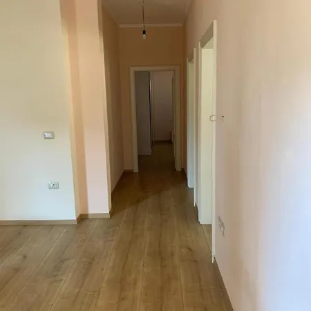 Apartman With Garden In The Center Of *